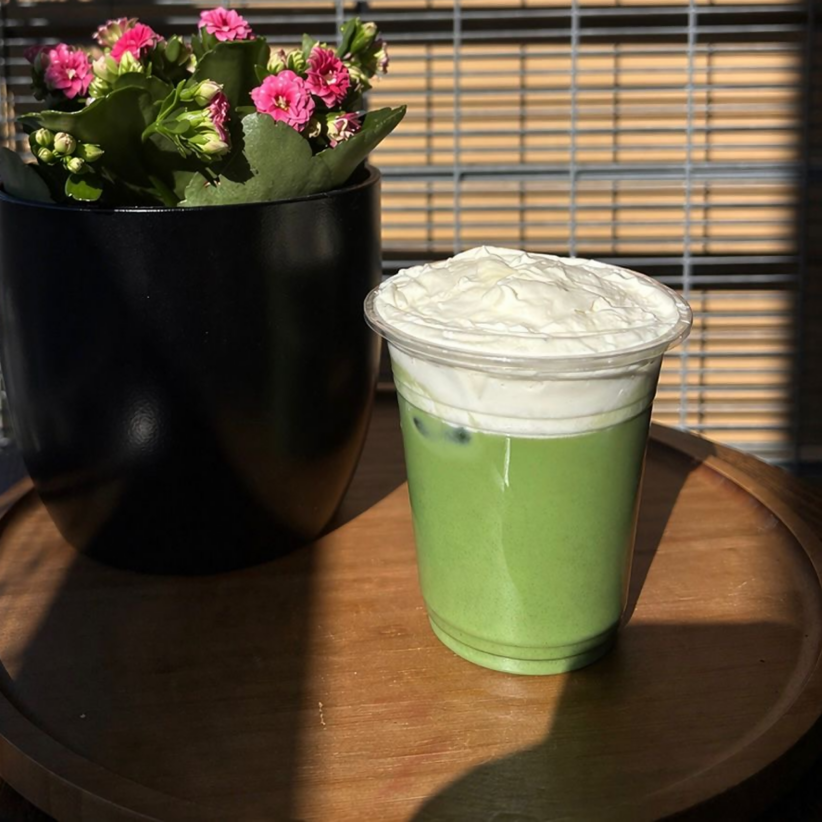 Vanilla Ice Matcha Latte Main image